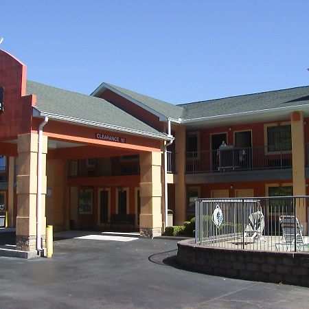 Days Inn By Wyndham Marietta White Water מראה חיצוני תמונה